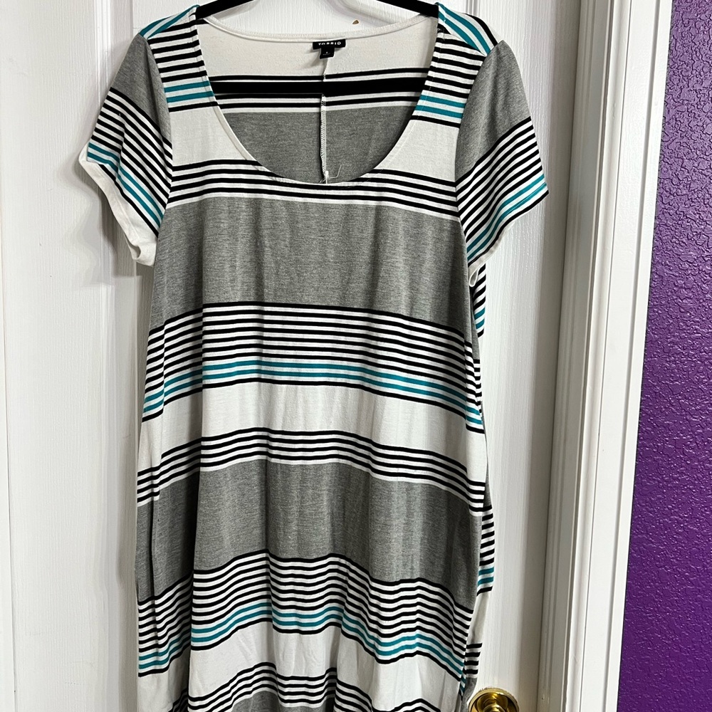 Torrid size 1 tshirt dress